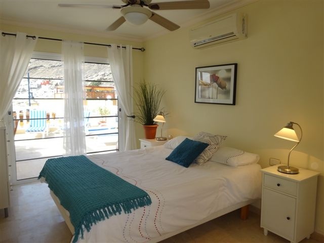 Mirador - 3 Bed Apartment - Beachside - Master Bedroom