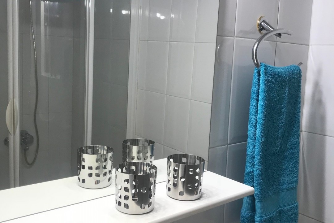 Mogan  El  Marinero -  1  bedroom + 2 bathrooms. - Guest Bathroom